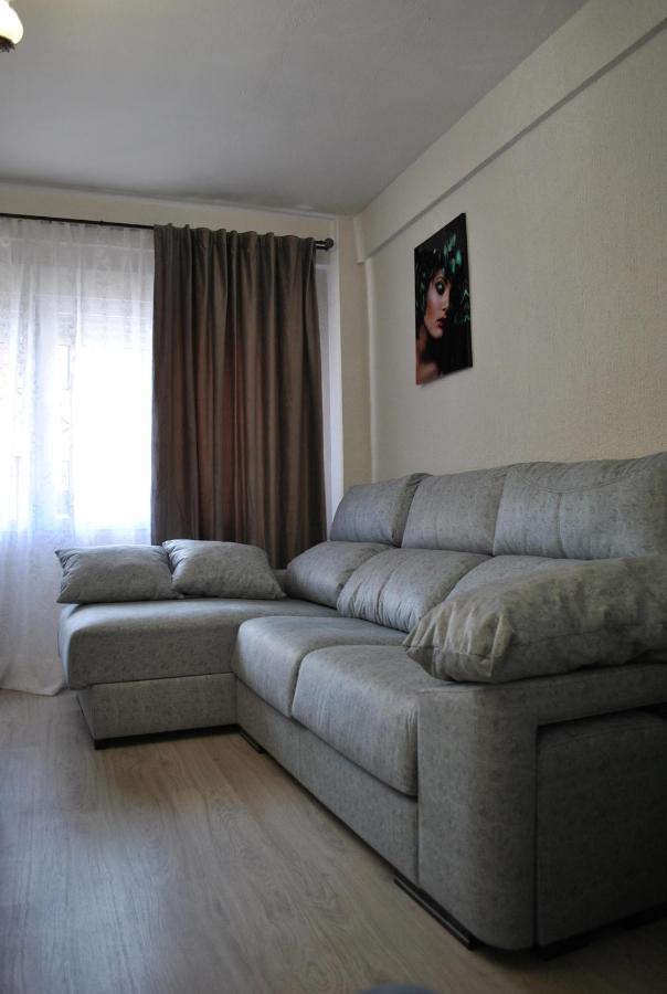 Viviendas De Uso Turistico Rocinante Apartment *
