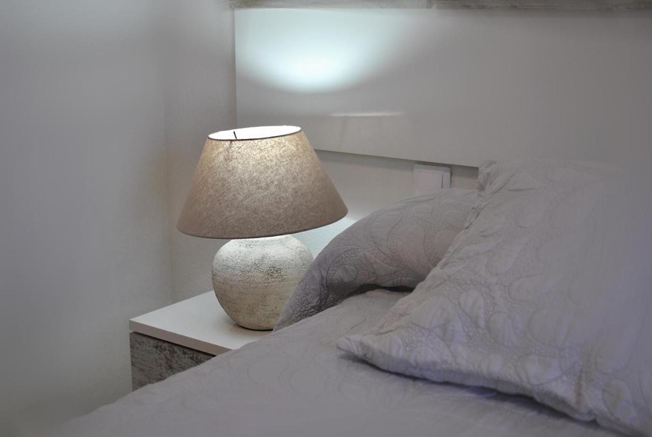 Viviendas De Uso Turistico Rocinante Apartment *